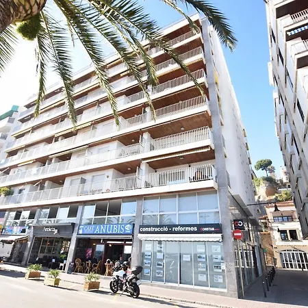 Homeholidaysrentals Calafats Iii