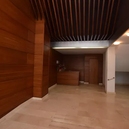 Апартаменты Homeholidaysrentals Calafats Iii
