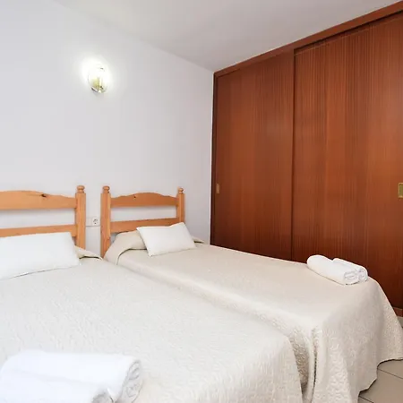Homeholidaysrentals Calafats Iii شقة يوريت دي مار