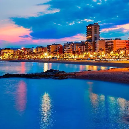 Homeholidaysrentals Calafats Iii Апартаменты